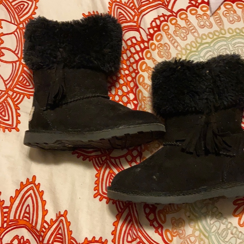 Makalu Boots.